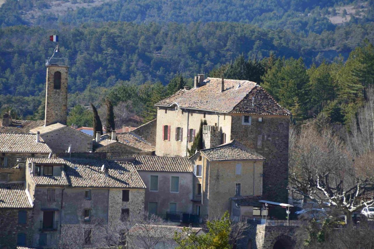 Chateau De Rosans Екстериор снимка